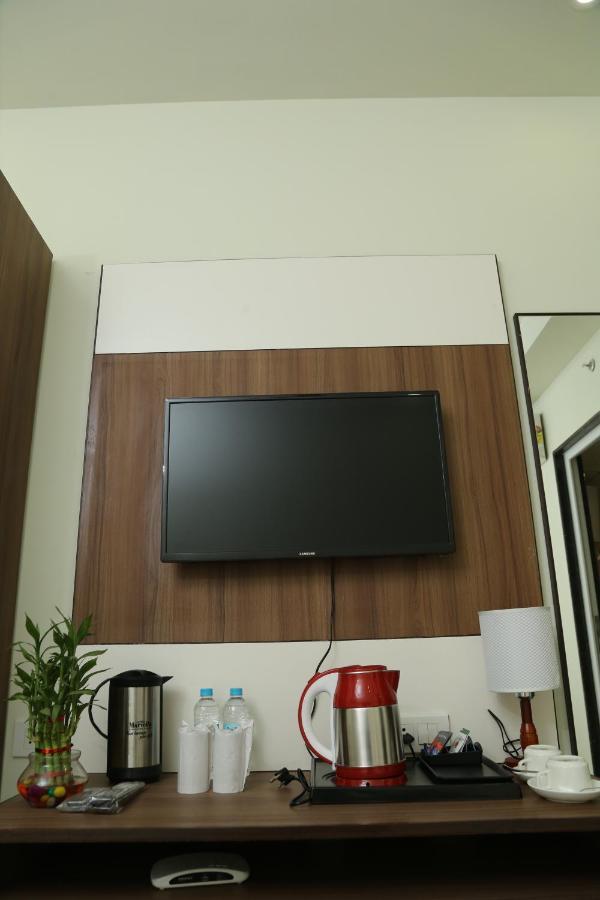 Vijay Vilas Hotel & Convention Hall Agra  Bagian luar foto