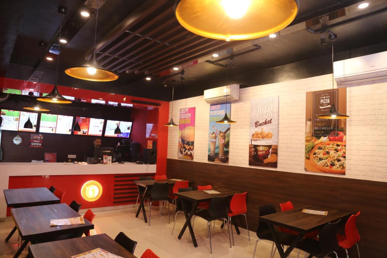 Vijay Vilas Hotel & Convention Hall Agra  Bagian luar foto